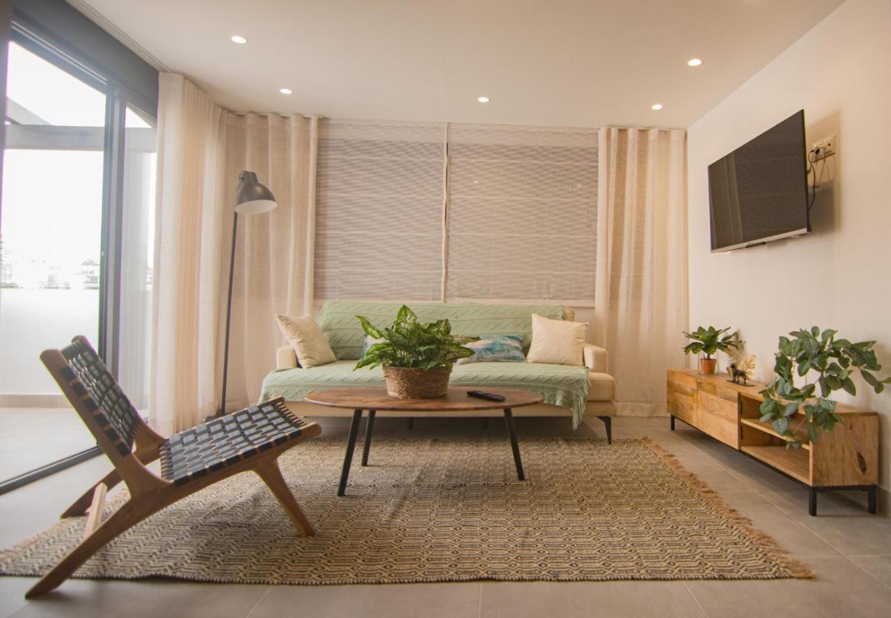 Precioso Apt En Casco Antiguo De *